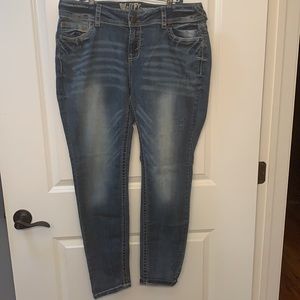 Wallflower skinny jeans size 15